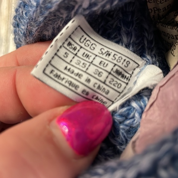 UGG Classic Blue Sweater Boots Great Condition - Picture 6 of 7